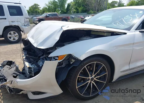 2017 Ford Mustang Ecoboost Premium z USA, uszkodzony, nr VIN 1FA6P8TH8H5249754